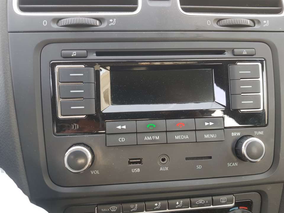 VOLKSWAGEN Golf 6 generation (2008-2015) Music Player Without GPS 24528387