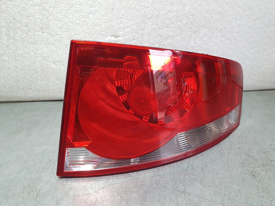 SEAT Toledo 3 generation (2004-2010) Pravé zadné svetlo 5P8945096A,5P8945112A 20436308