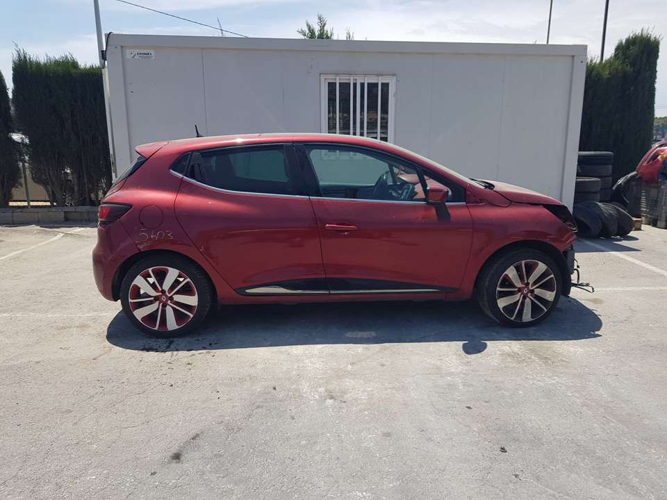 ALFA ROMEO Captur 1 generation (2013-2019) Priekšējais kreisais sēdeklis C/AIRBAG 25087460