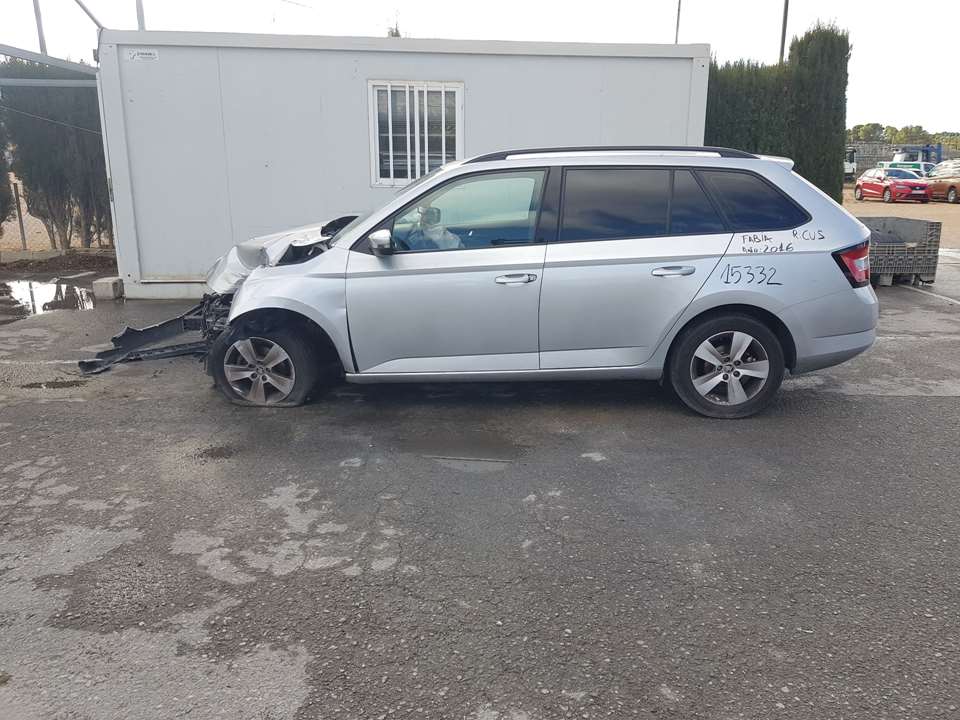 SKODA Yeti 1 generation (2009-2018) Galinių kairių durų spyna 6V0839015A 23171669