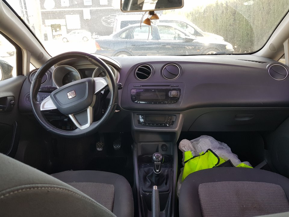 SEAT Ibiza 4 generation (2008-2017) Priekinis kairys pusašis 6R0407761E 22356333