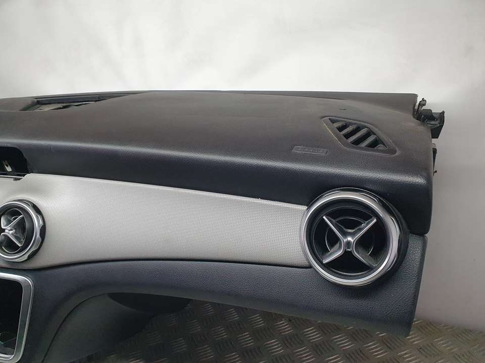 MERCEDES-BENZ GLA-Class X156 (2013-2020) Dashboard 24705700