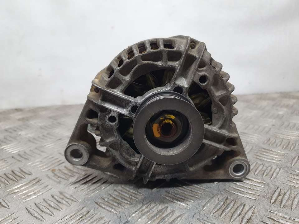 KIA Corsa B (1993-2000) Alternator 90561168, 0124415005 20480088