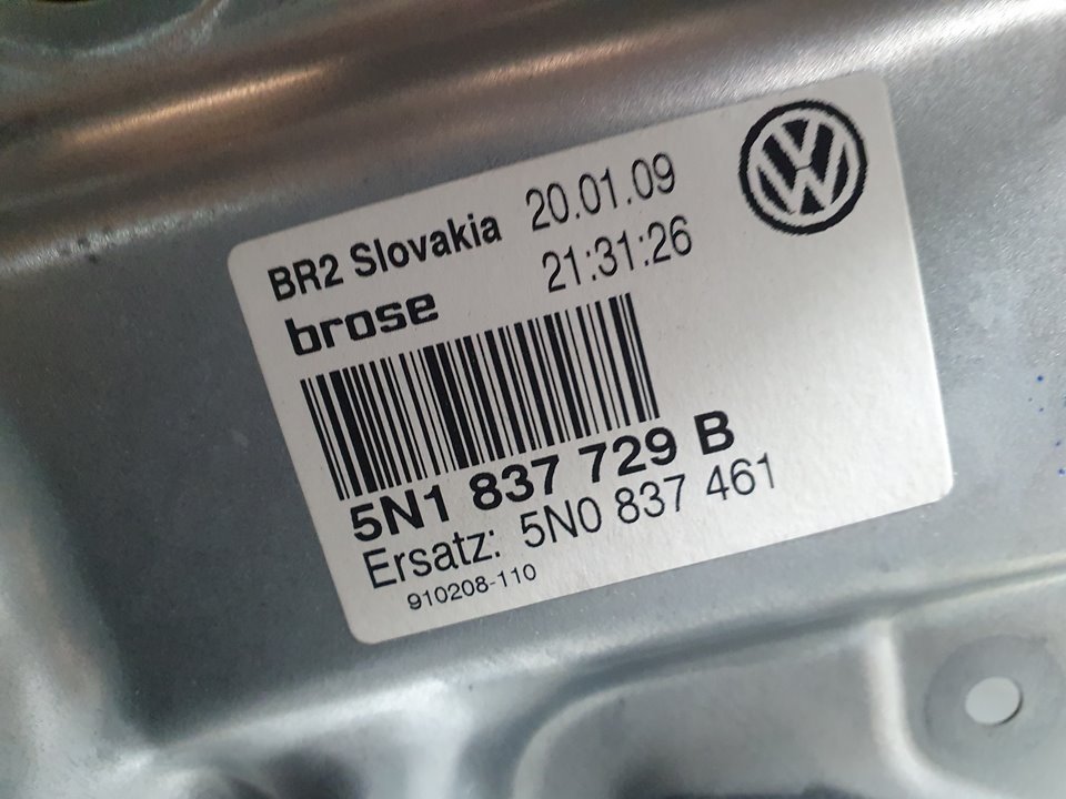 VOLKSWAGEN Tiguan 1 generation (2007-2017) Priekšējo kreiso durvju logu pacēlājs 5N1837729B, 974927105 21944088