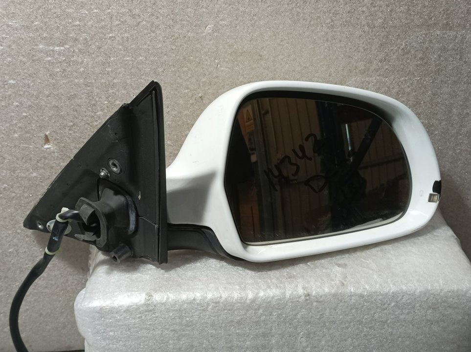 AUDI A4 B8/8K (2011-2016) Priekinių dešinių durų veidrodis ELECTRICO/TOCADO6PINS 23639106