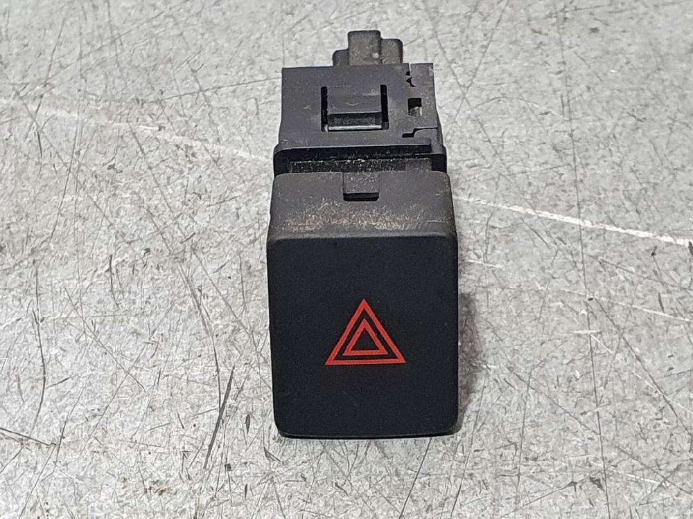 NISSAN Qashqai 2 generation (2013-2023) Hazard button SINREFERENCIA 18716984