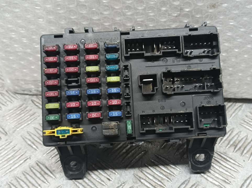 HYUNDAI Getz 1 generation (2002-2011) Fuse Box 911981C020, HMC 23553776