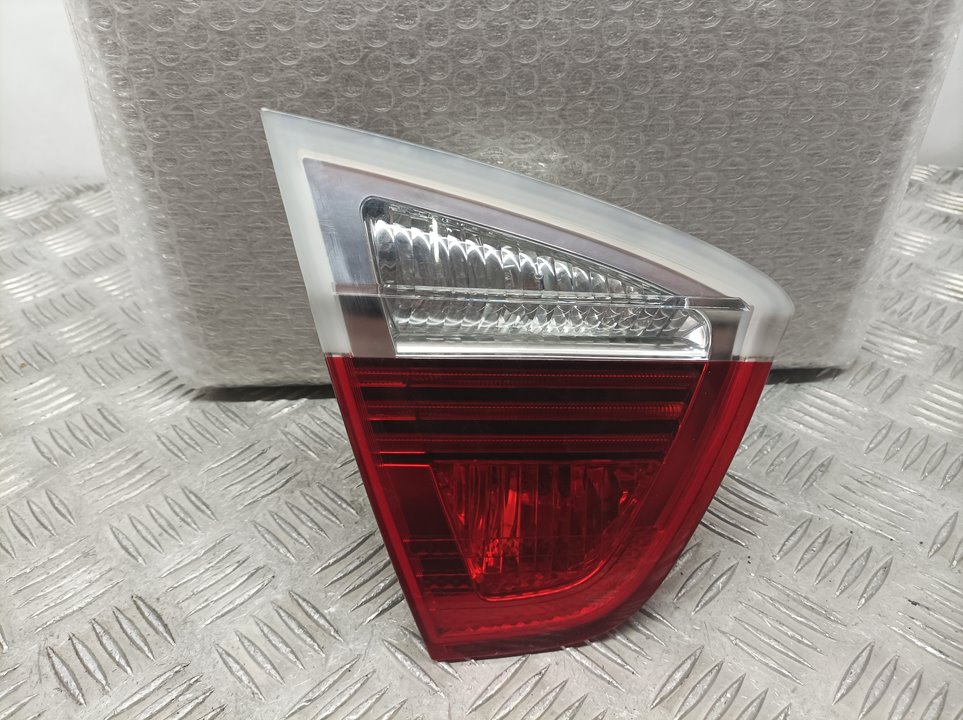 BMW 3 Series E90/E91/E92/E93 (2004-2013) Rear Left Taillight 6937459 18722539