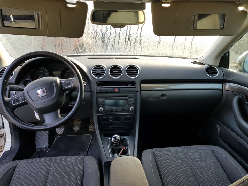 SEAT Exeo 1 generation (2009-2012) Регулятор вікна лівої передньої двері 8E0837461C 23634161