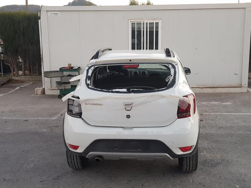 DACIA Sandero 2 generation (2013-2020) Priekšējo kreiso durvju logu pacēlājs 807211440R 23626081