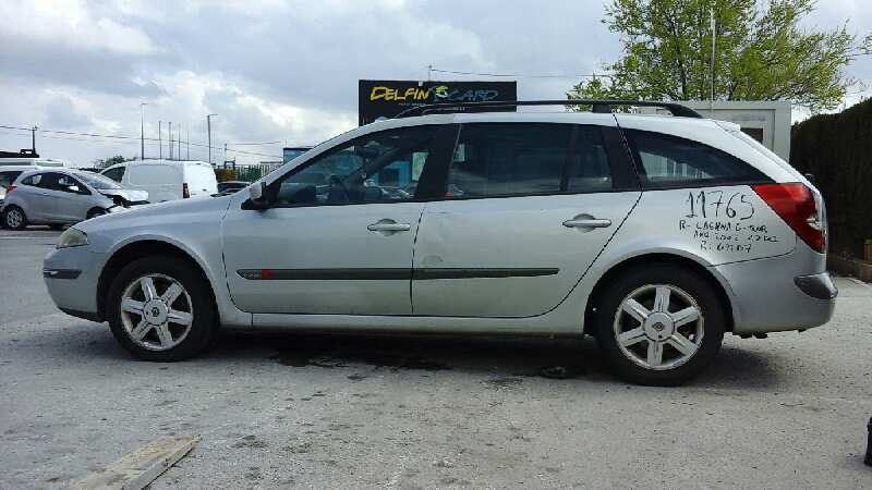 RENAULT LAGUNA II Grandtour (KG0/1_) Противотуманка бампера передняя правая 8200002470, 89201781, VALEO 18614756