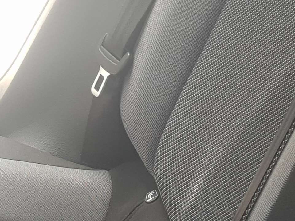 SEAT Arona 1 generation (2017-2024) Rear Right Seatbelt 6F0857805F 25349591