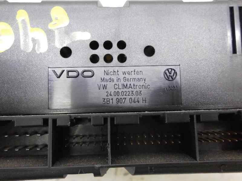 VOLKSWAGEN Passat Variant 1 generation (2010-2024) Climate  Control Unit 3B1907044H 18471618