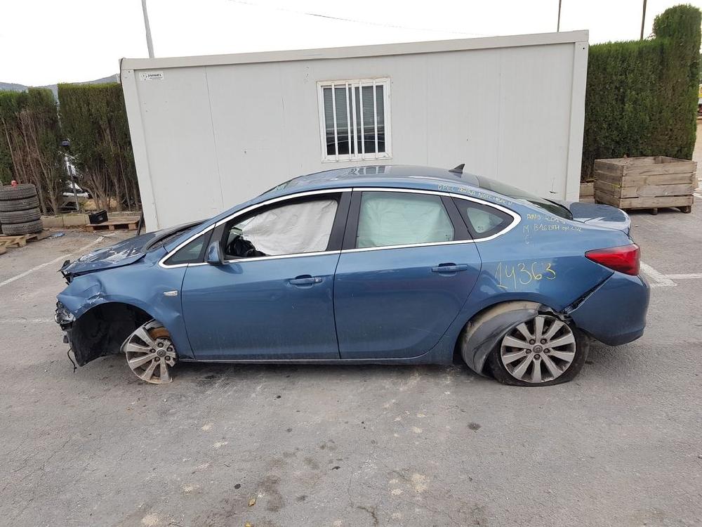 OPEL Astra J (2009-2020) Vindusløfter bak venstre dør 7PINS 23630511