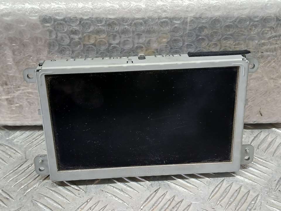 DODGE Q7 4L (2005-2015) Music Player With GPS 4F0919603B,57682940 26525053