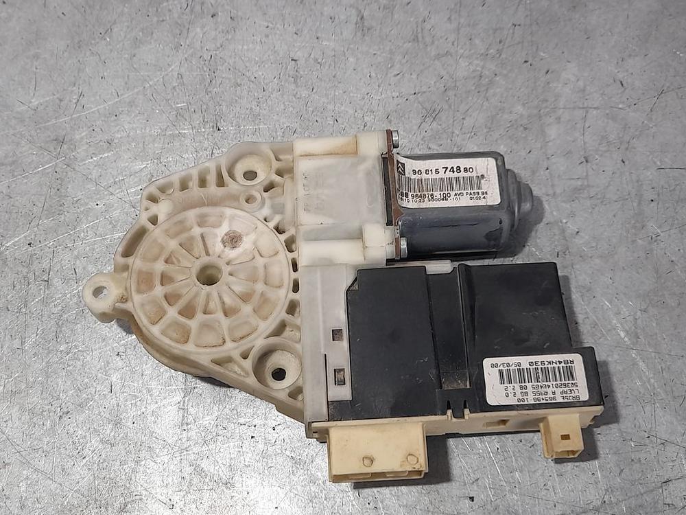 SUBARU C4 2 generation (2010-2024) Front Right Door Window Control Motor 9681574880, 964876100 23658371