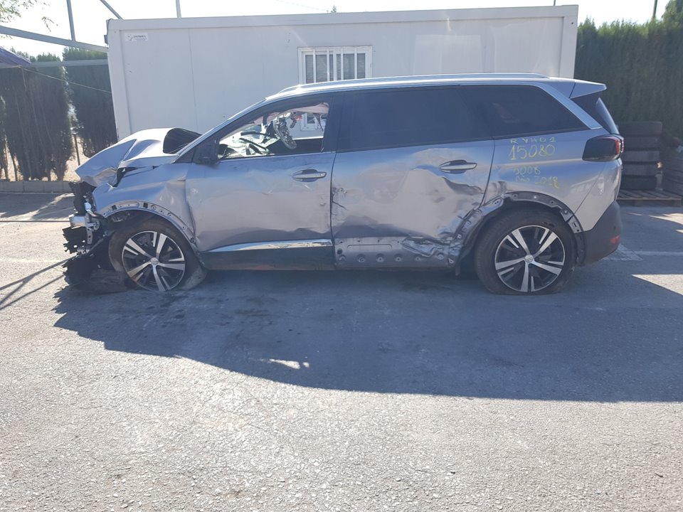 PEUGEOT 5008 1 generation (2009-2016) Priekšējā stikla tīrītāja mehānisms 9824762480, 3397022076 21618405