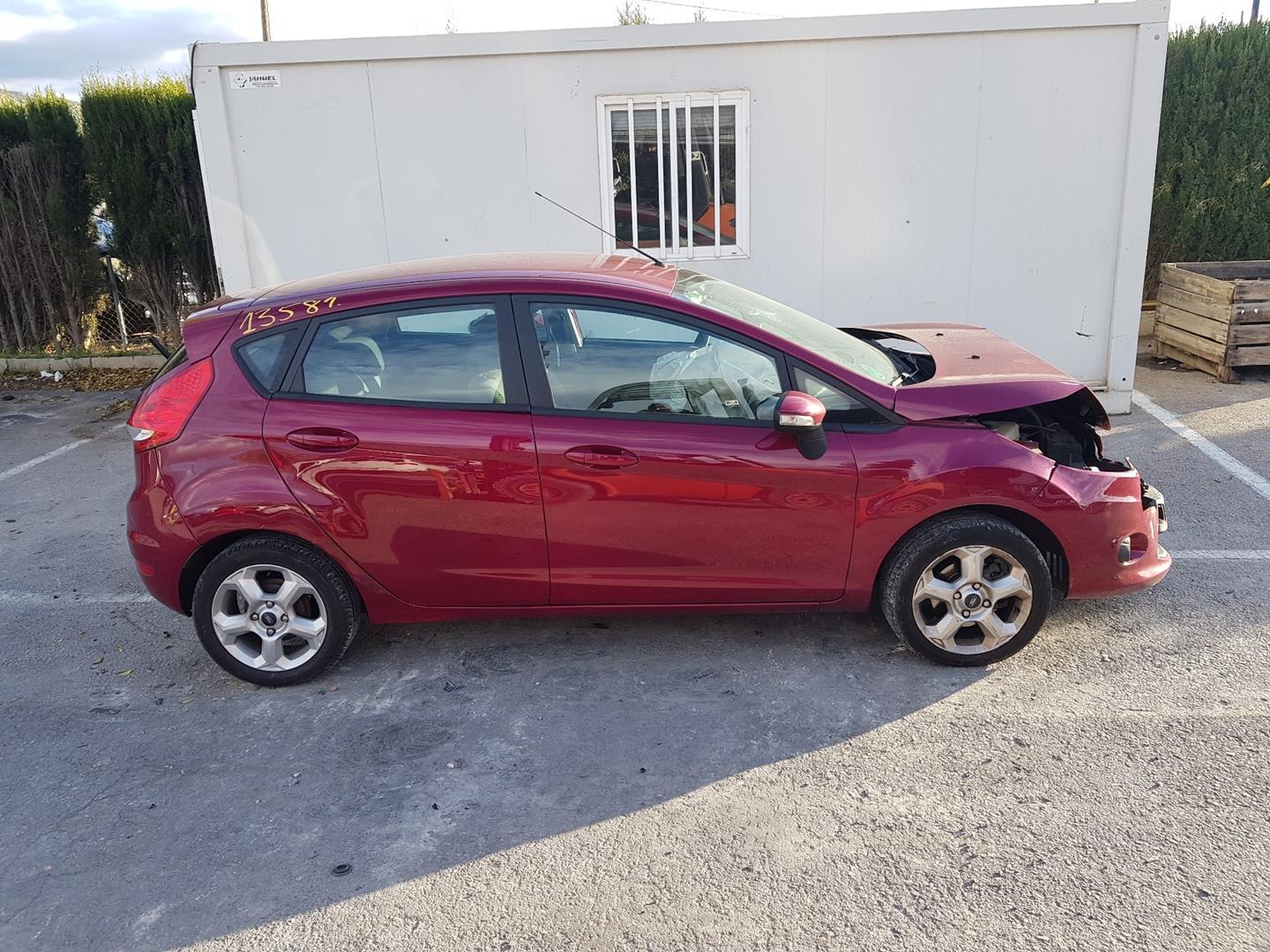 FORD Fiesta 5 generation (2001-2010) Priekinė dešinė sėdynė C/AIRBAG 23655022