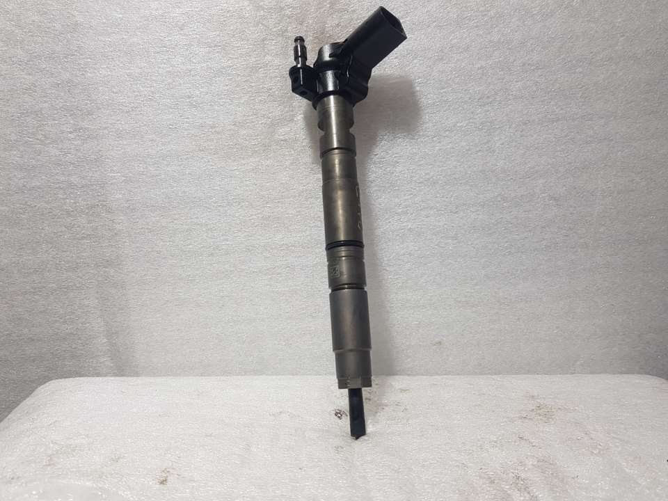 VOLKSWAGEN Scirocco 3 generation (2008-2020) Fuel Injector 03L130277 24099823