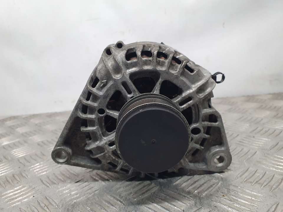 HYUNDAI i30 FD (1 generation) (2007-2012) Ģenerators 373002A600, TG12C090 22613104