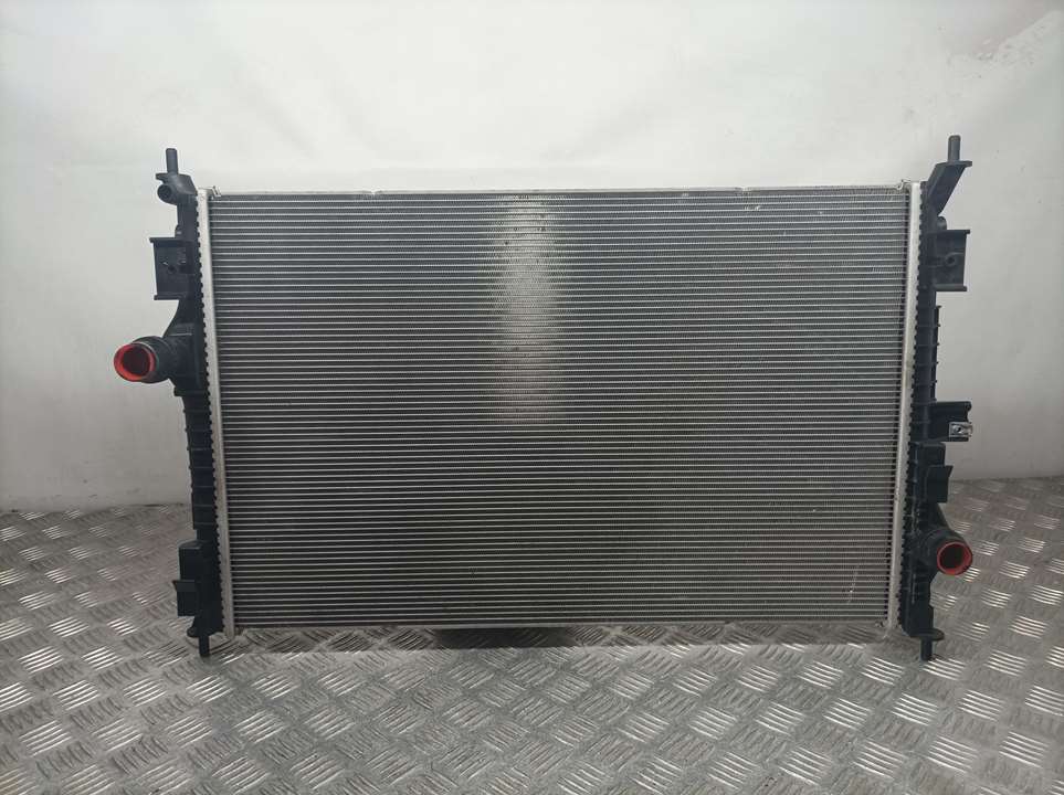 PEUGEOT 308 T9 (2013-2021) Охлаждающий радиатор 9675747980, M1667350C, VALEO 24286134