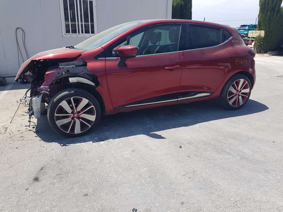 ALFA ROMEO Captur 1 generation (2013-2019) Сиденье переднее левое C/AIRBAG 25087460