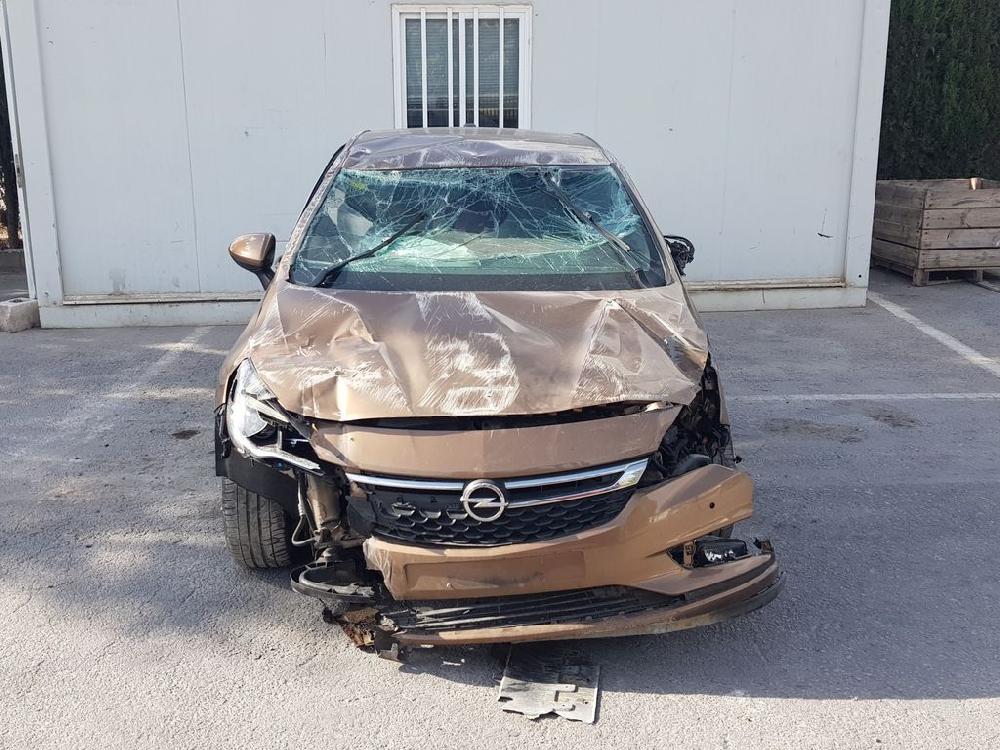 HYUNDAI Astra K (2015-2021) Commutateur de commande de vitre de porte arrière droite 13408452 23634481