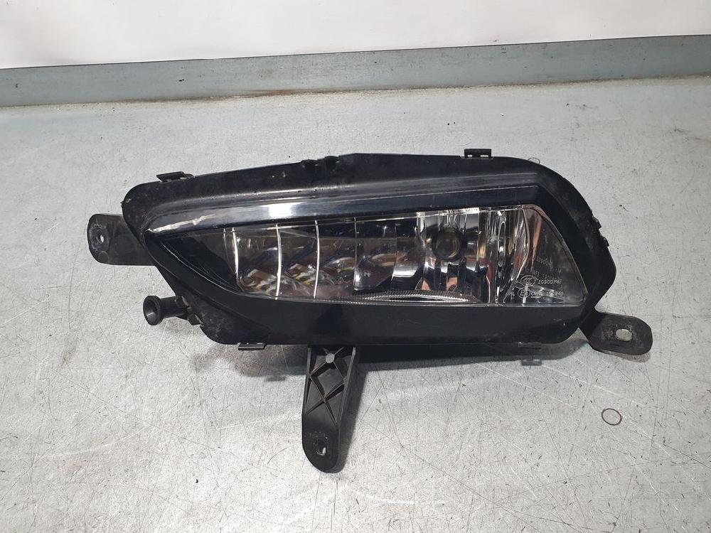 HYUNDAI Astra K (2015-2021) Feu antibrouillard avant gauche 13401153,662588537 20355234