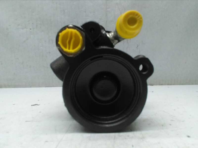 Bomba de servodirección 7700417308 de Renault Megane i (ba0/1_) 1996-2003 64 CV - pieza usada