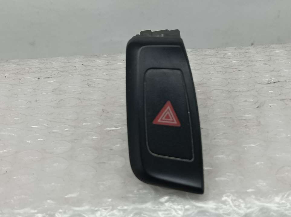 AUDI A4 B8/8K (2011-2016) Bouton de danger 8K1941509 23617567