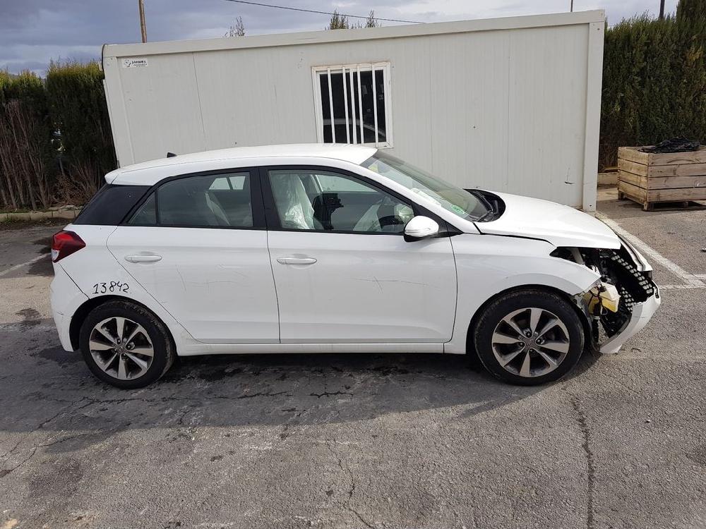 HYUNDAI i20 IB (2 generation) (2014-2020) Μπροστινή δεξιά δαγκάνα φρένου MANDO 23656236