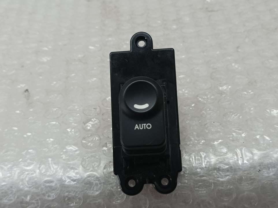 HYUNDAI i30 FD (1 generation) (2007-2012) Rear Right Door Window Control Switch 935802L000 23356592