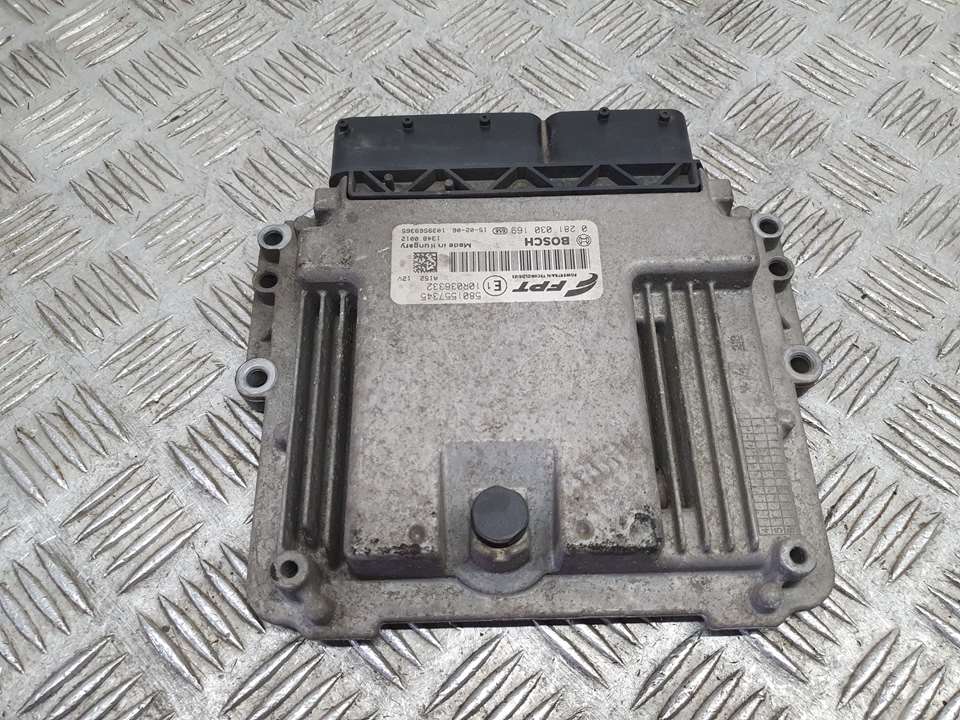 IVECO Daily 6 generation (2014-2019) Engine Control Unit ECU 5801557345, 0281030169 24834149