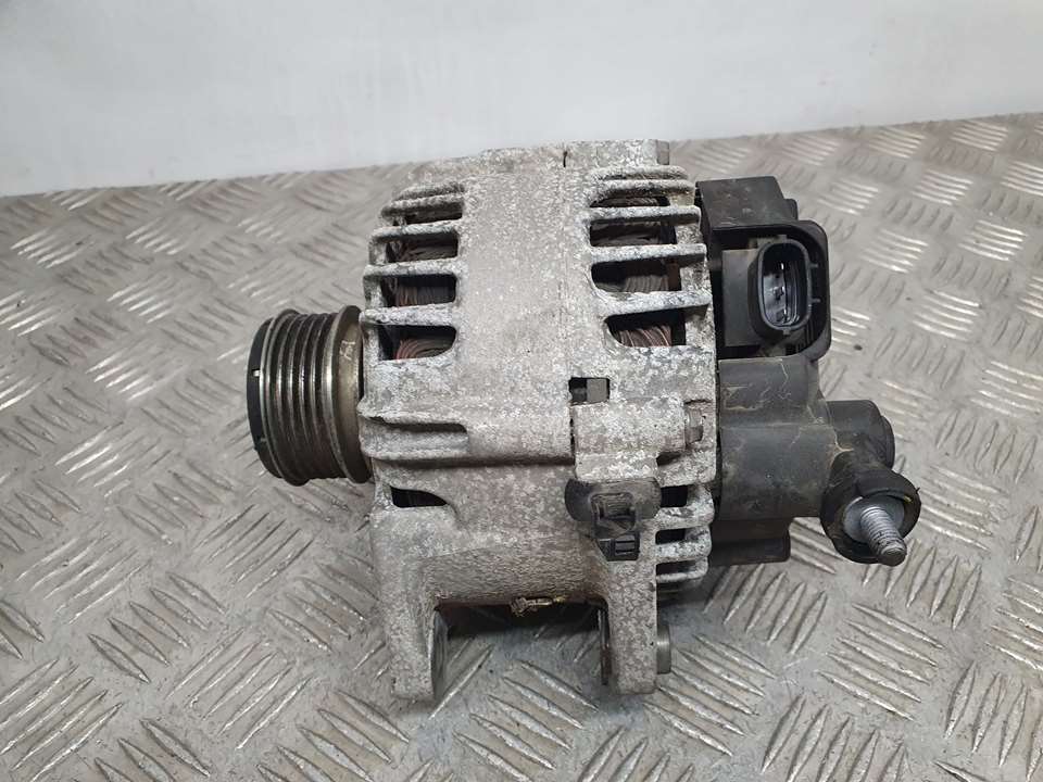 KIA Cee'd 1 generation (2007-2012) Ģenerators 373002A600, TG12C090 22908311