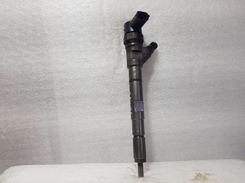 HYUNDAI H-1 Starex (1997-2007) Fuel Injector 338004A120, 0445110186 24099586