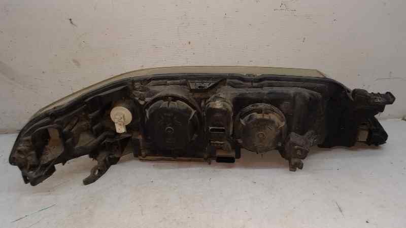 Headlamp left side K4MD7 7701048931 de Renault Laguna ii (bg0/1_) 2001-2007 107 CV - pieza usada