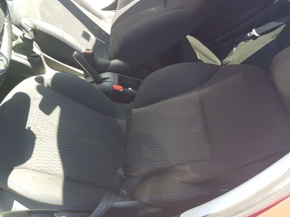 PEUGEOT 208 Peugeot 208 (2012-2015) Front Left Seat C/AIRBAG 25349518