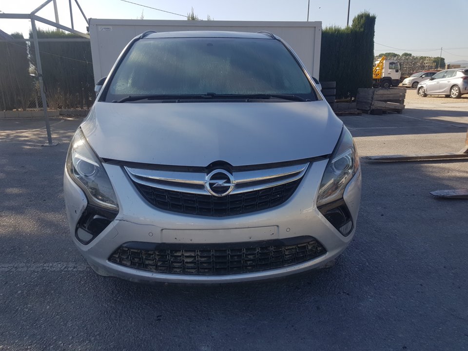 OPEL Zafira C (2012-2016) Радиатор интеркулера 13267647, DELPHI 23665656