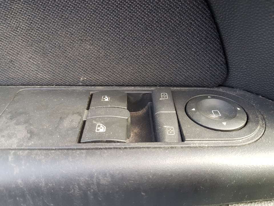 OPEL Astra J (2009-2020) Comutator geam ușă stânga față C/MANDORETROVISOR 23321235