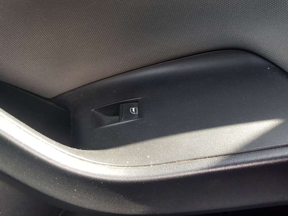 HONDA Ibiza 4 generation (2008-2017) Front Right Door Window Switch 7L6959855B 24983037