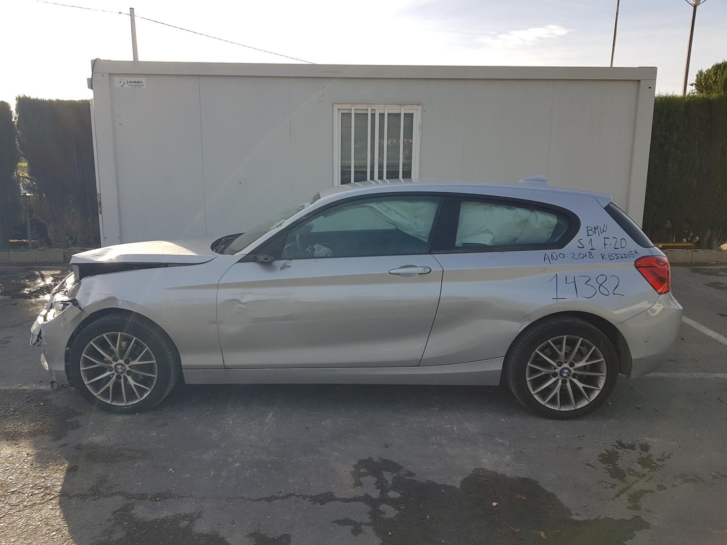 BMW 1 Series F20/F21 (2011-2020) Front Left Wheel Hub 23630774