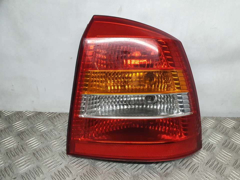 VAUXHALL Astra H (2004-2014) Rear Right Taillight Lamp 9052154401 24450190