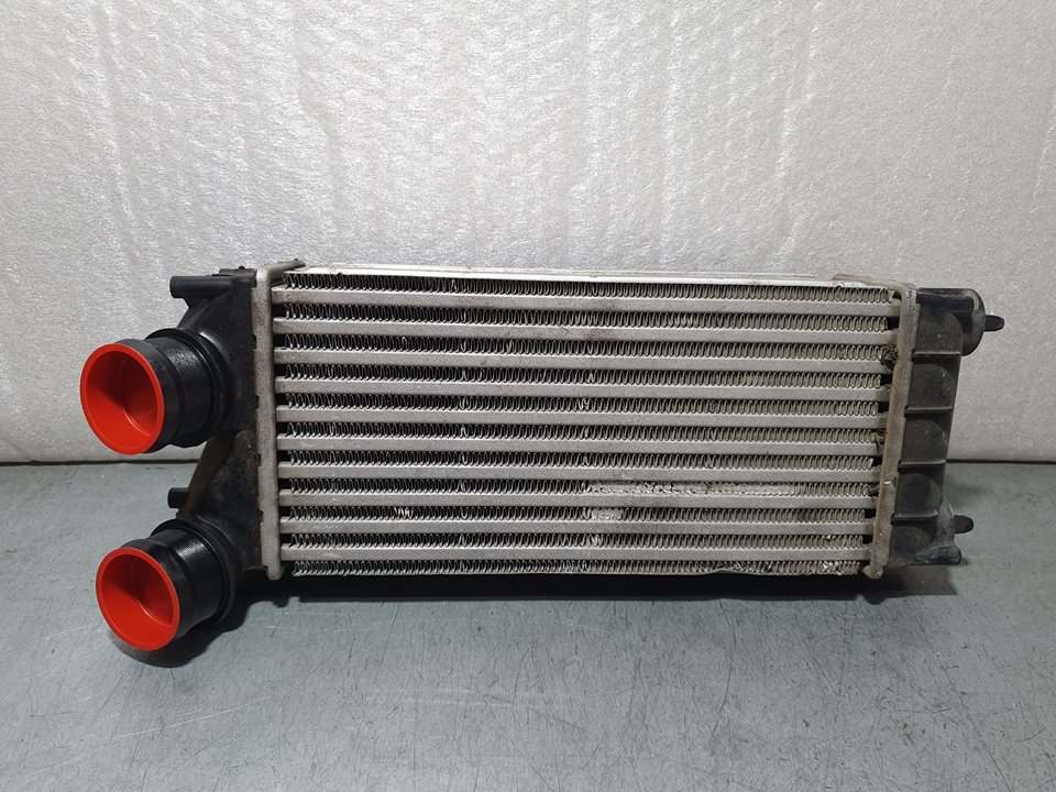 CITROËN DS4 1 generation (2010-2016) Starpdzesētāja/interkūlera radiators 9684212480, M144105 21356551