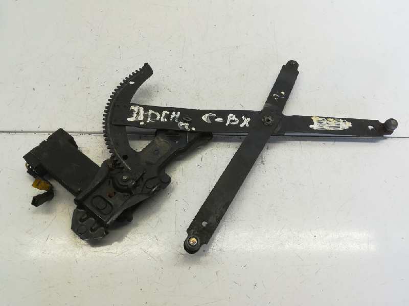 CITROËN BX 1 generation (1982-1994) Front Right Door Window Regulator 2PINS 18358243