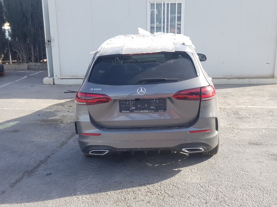 MERCEDES-BENZ B-Class W246 (2011-2020) Радіатор міжкулерного охолодження A2475006100,ZGS003Q01 26521243