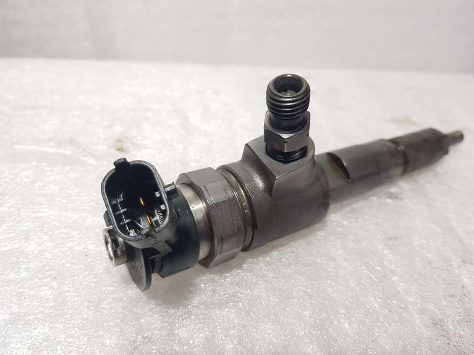 PEUGEOT Fuel Injector 0445110135 24100672