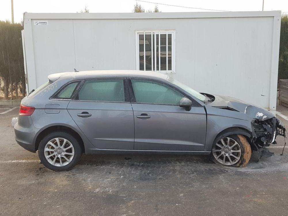 AUDI A3 8V (2012-2020) Маторчик стеклоподъемника передней правой двери 0130822717 18711551