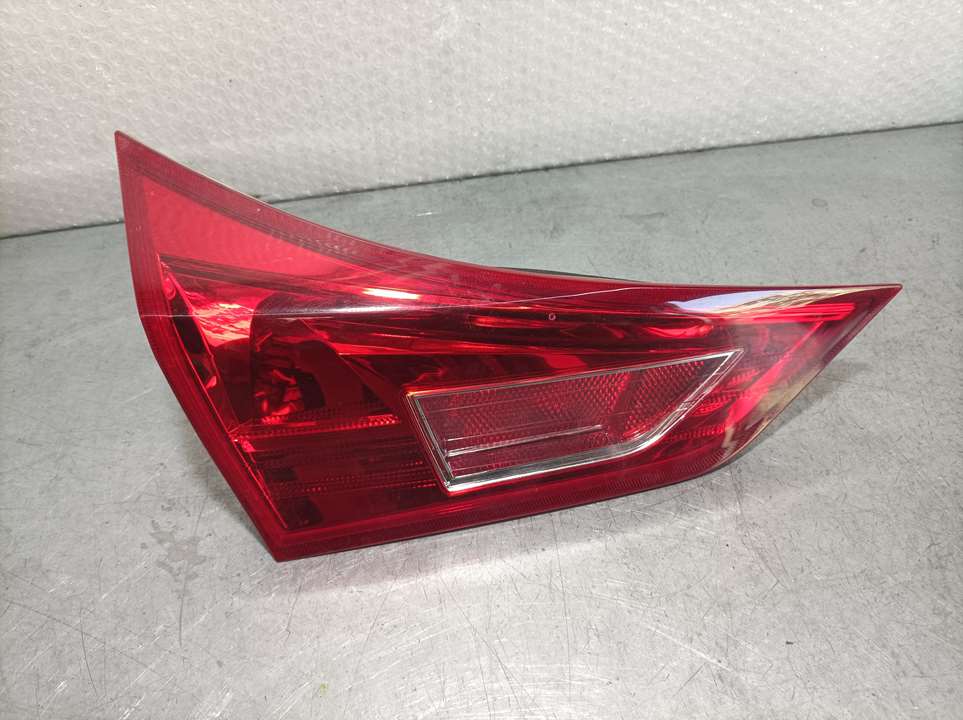 TOYOTA Auris 1 generation (2006-2012) Rear Left Taillight 05170237 24107701