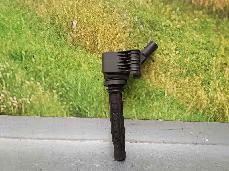 SKODA Yeti 1 generation (2009-2018) High Voltage Ignition Coil 04C905110H, 0040102008 18609682