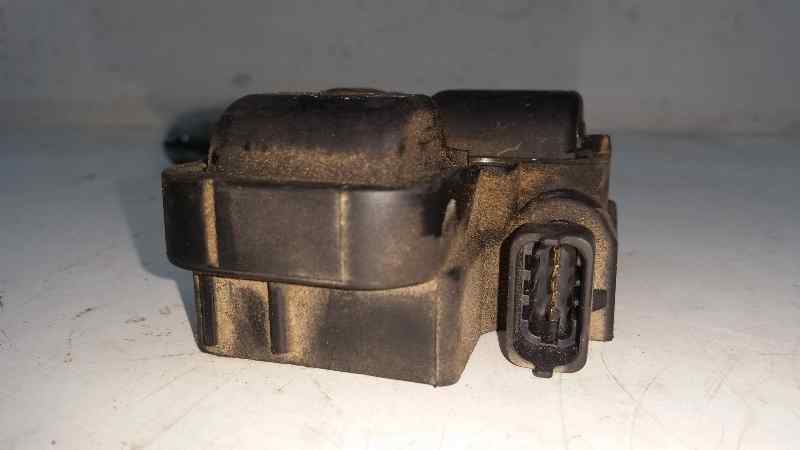 MERCEDES-BENZ M-Class W163 (1997-2005) High Voltage Ignition Coil 0221503035, A0001587803 18543936